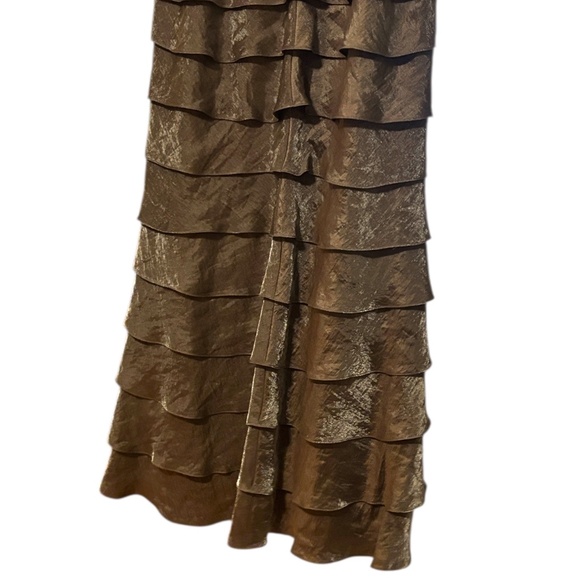 Adrianna Papell Shimmering Brown Long Sleeve Dress - Picture 15 of 16